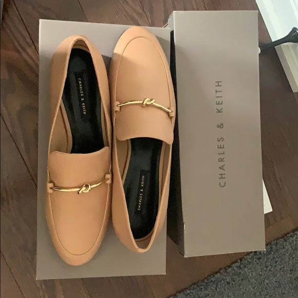 Charles & Keith Metallic Knot Accent Loafers - Picture 3 of 3